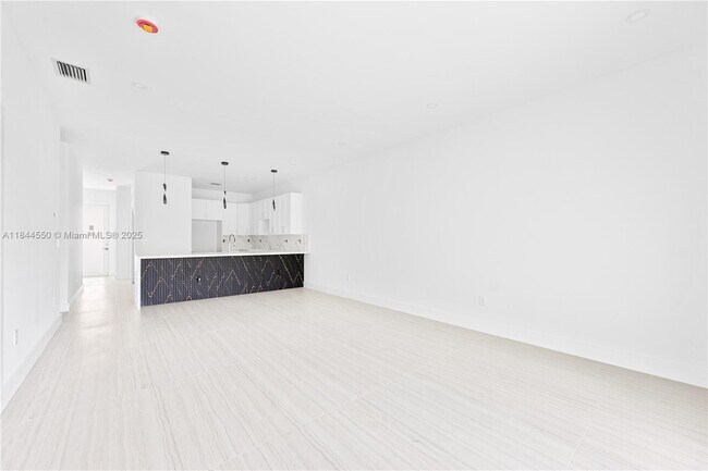 Foto del edificio - 10745 SW 217th St