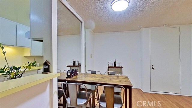 Building Photo - 6542 Ocean Crest Dr