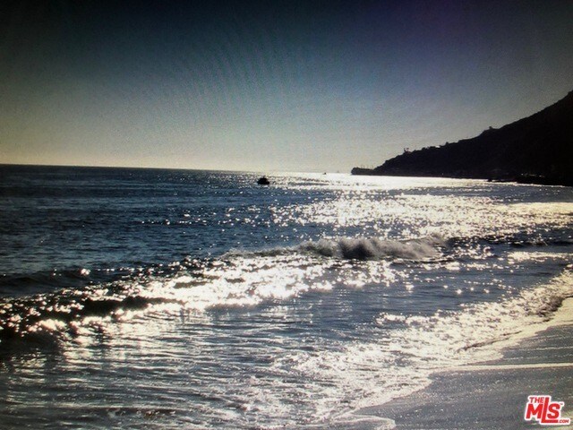 Foto del edificio - 18914 Pacific Coast Hwy