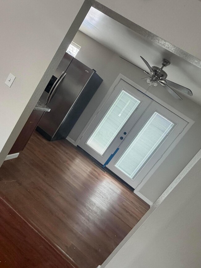 Foto del edificio - 4465 Paxton Dr S