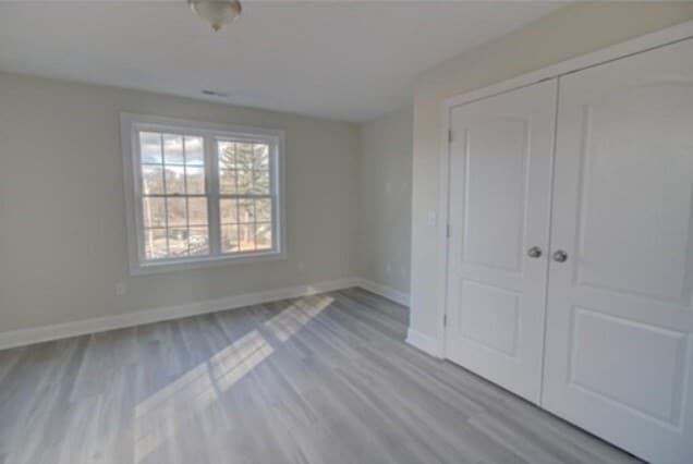 Building Photo - 89 W Main St