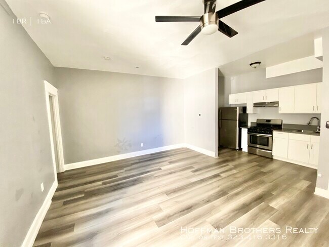 Building Photo - 914 Luxury Alvarado Apartments