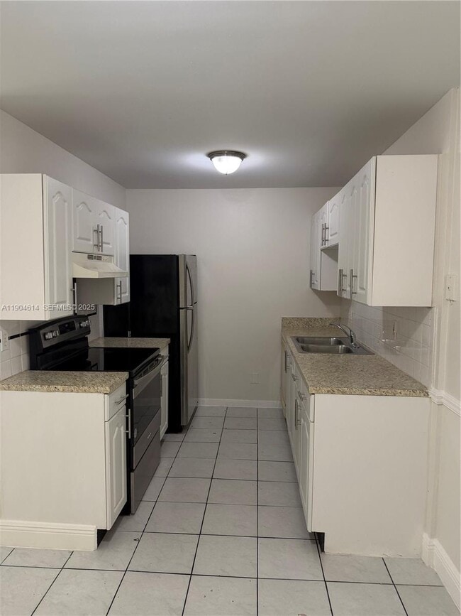 Building Photo - 10370 SW 220th St