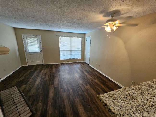 Photo - 2500 E Park Blvd House