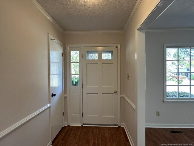 Foto del edificio - 6309 Easthampton Ct