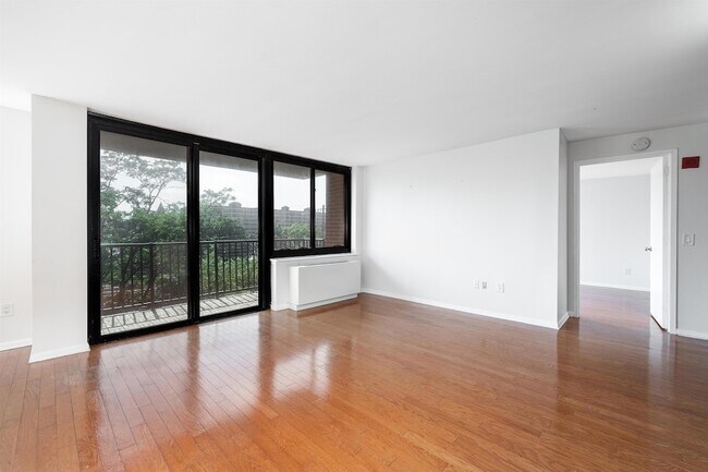 Foto del edificio - 700 Grove St