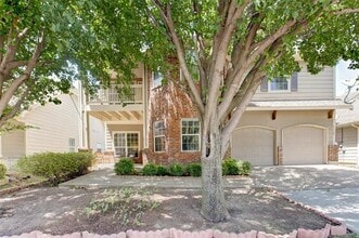 Building Photo - 9720 Colonywood Dr