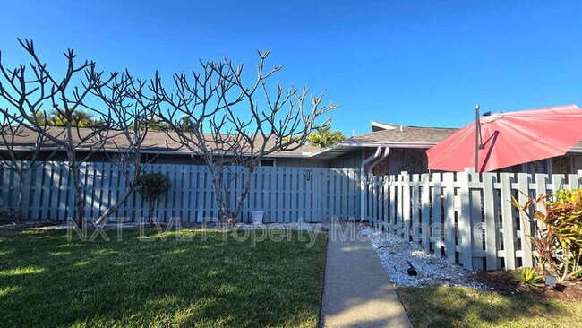 Foto del edificio - 4261 Island Cir