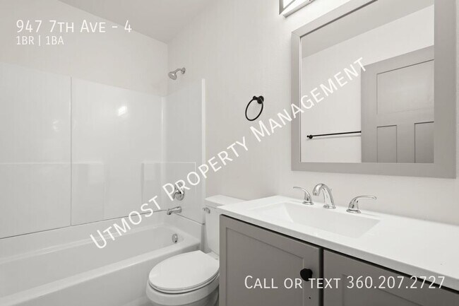 Building Photo - 947 7th Ave