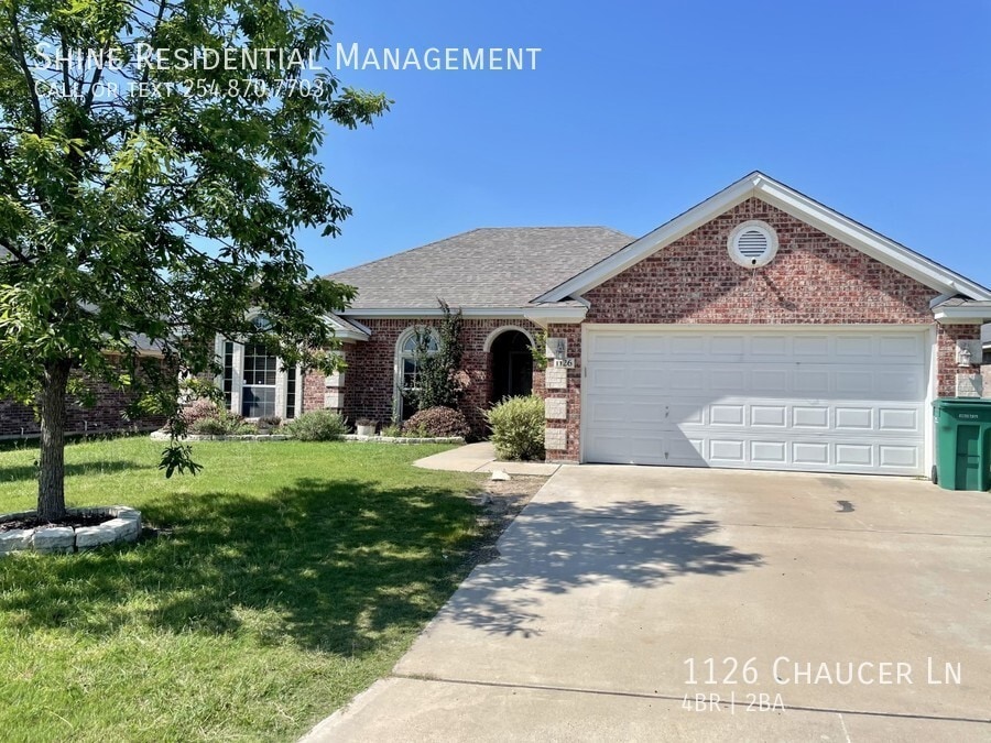 Primary Photo - 1126 Chaucer Ln