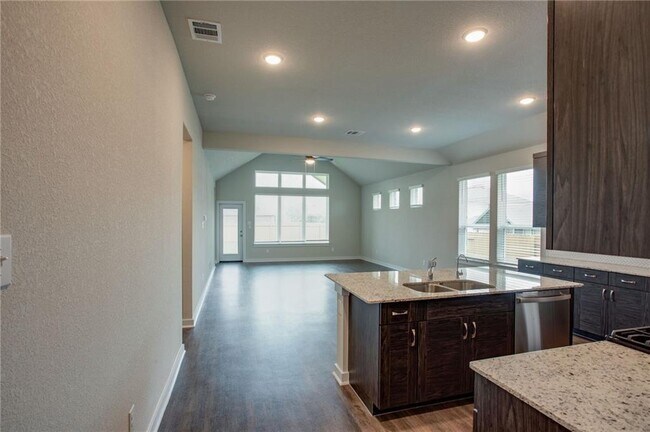 Building Photo - 813 Bridle Creek Dr