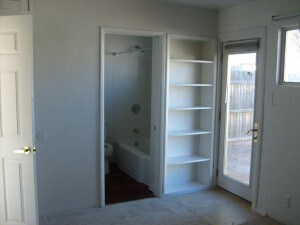 Building Photo - 36 E El Parque Dr
