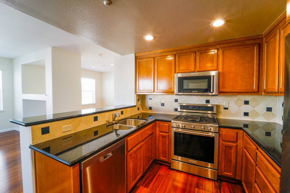 Photo - 1702 Northshore Dr (Richmond, CA)