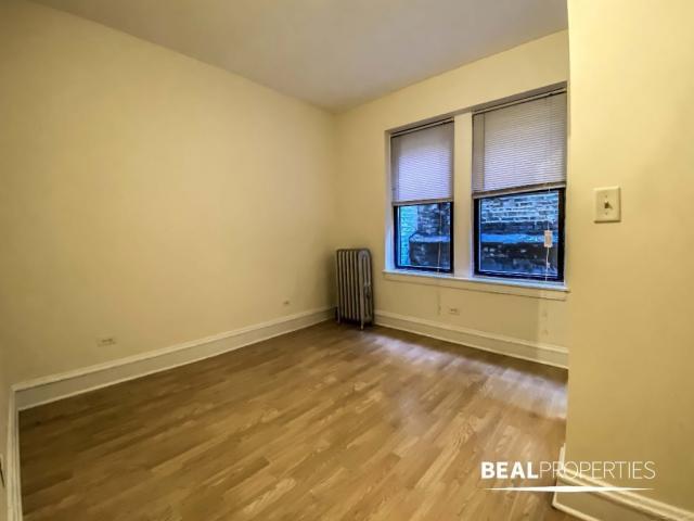 Building Photo - 1 bedroom in CHICAGO IL 60625