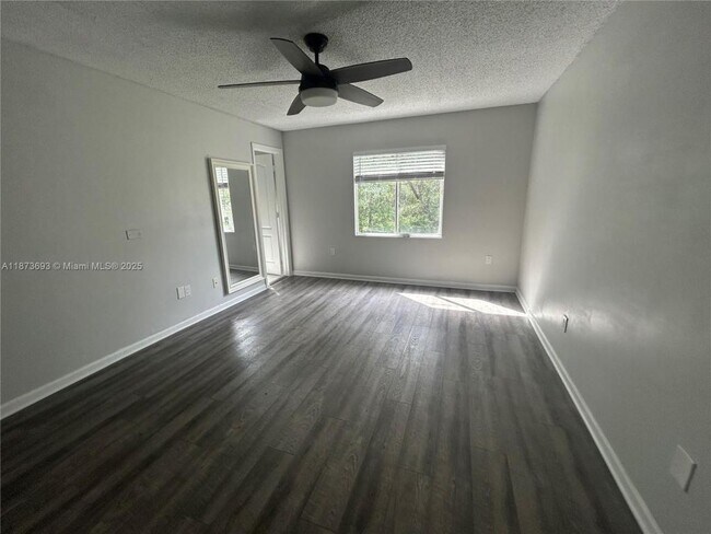 Foto del edificio - 4752 NW 59th Manor