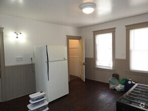 Building Photo - 91 Cote Ave