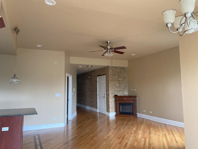 Building Photo - 7010 S Merrill Ave