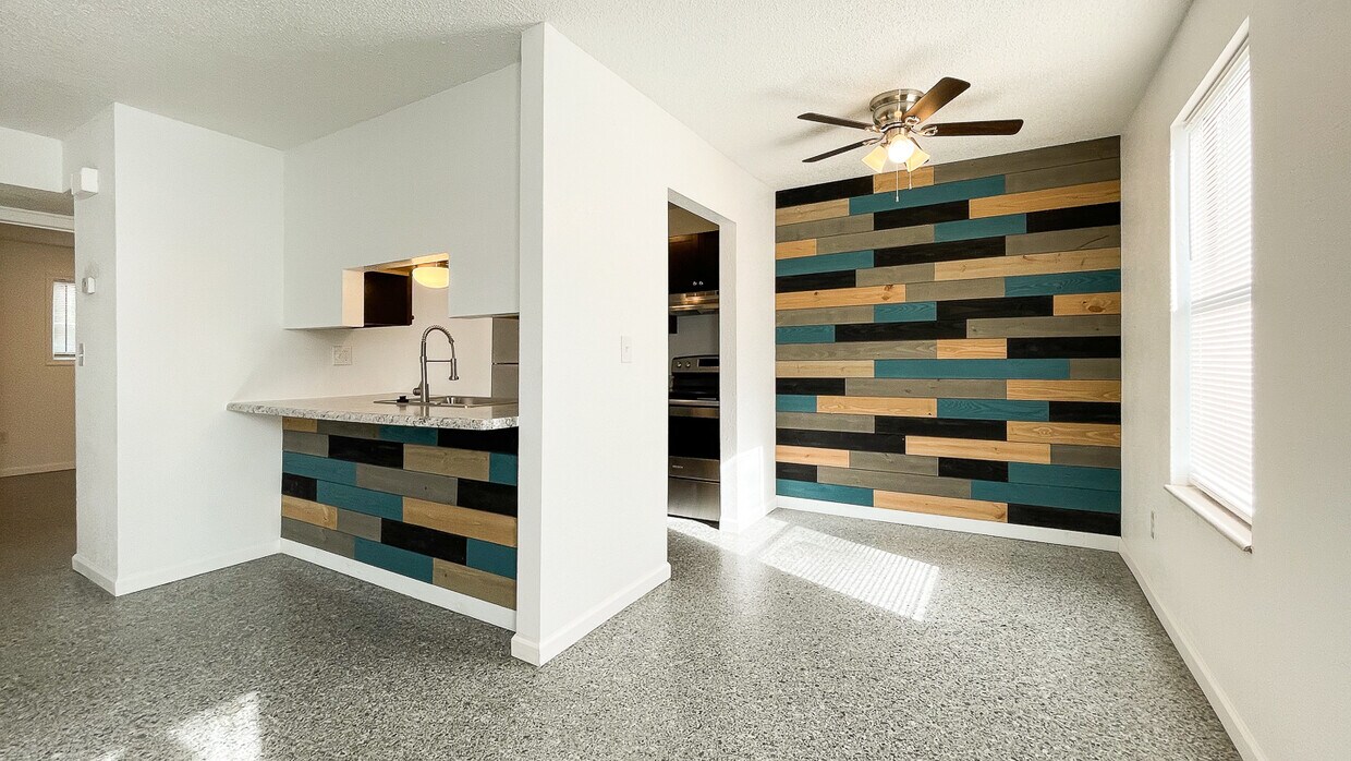 Foto principal - 3312 Myrle St