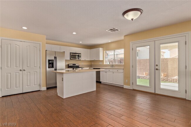 Building Photo - 7756 Monza Ave