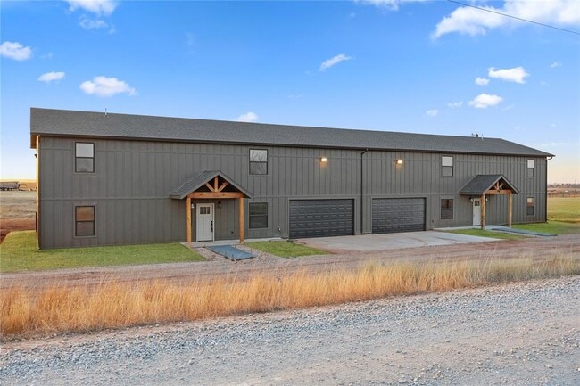 Building Photo - 26216 N 2960 Rd