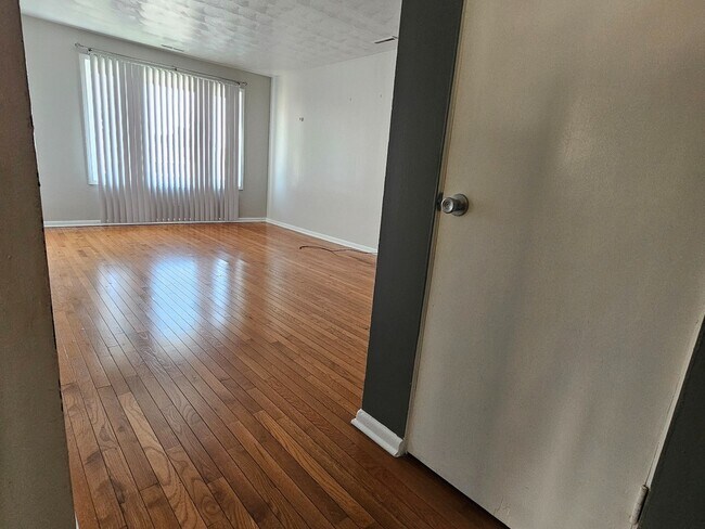 Foto del edificio - 115 157th St