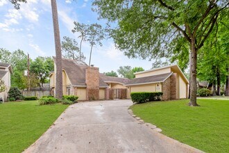 Building Photo - 14126 Saddlebend Dr