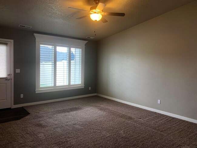 Building Photo - 3569 S Milan Pl