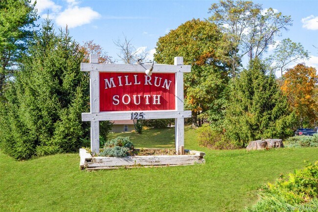 Foto del edificio - 125 E Market St