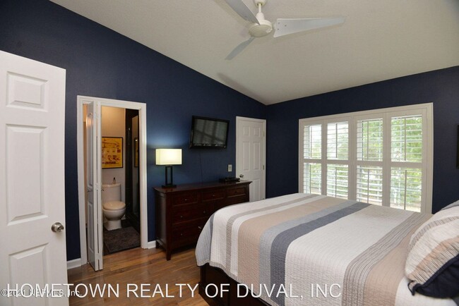 Building Photo - 3 br, 2.5 bath House - 11300 Campfield Circle