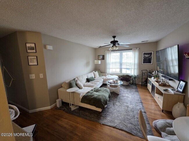 Foto del edificio - 104 Des Moines Ct