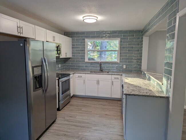 Foto del edificio - 8400 Alderman Rd