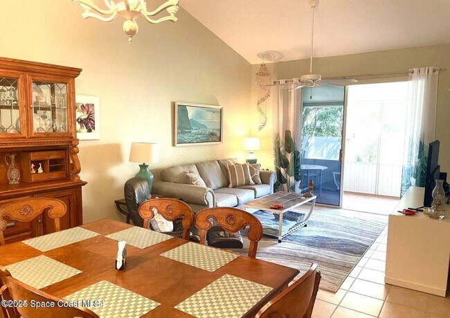 Foto del edificio - 5569 Cord Grass Ln