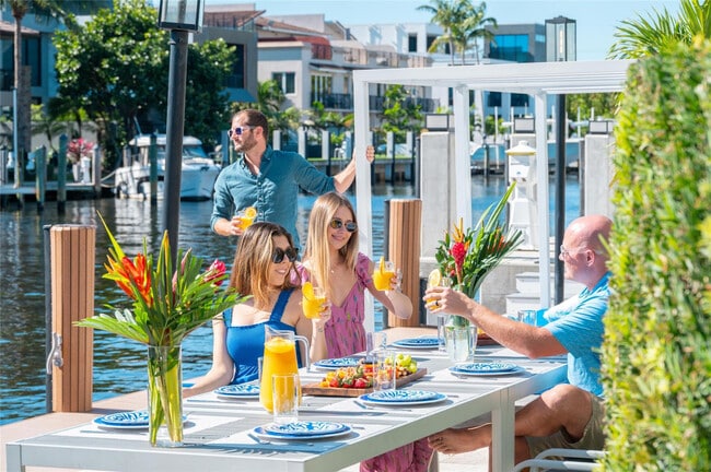 Foto del edificio - 2740 NE 15th St