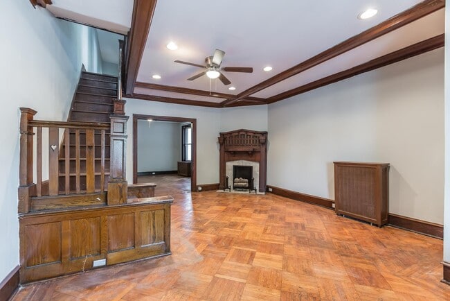 Foto del edificio - 5425 Cedar Ave