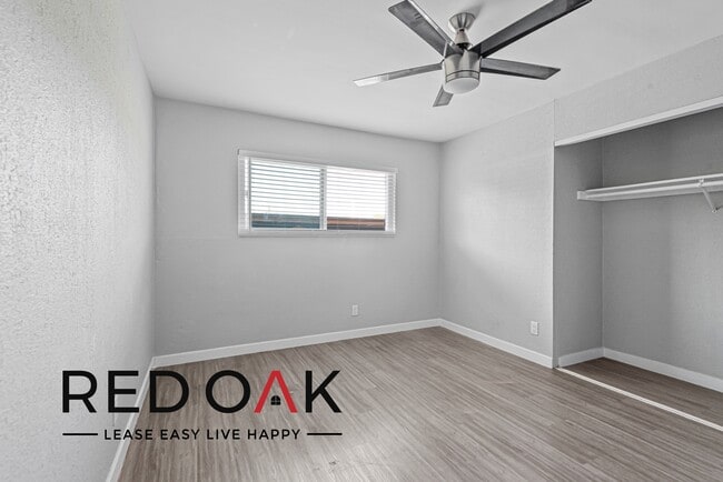 Building Photo - ~$200 OFF Each Month~ Beautiful, Spacious ...