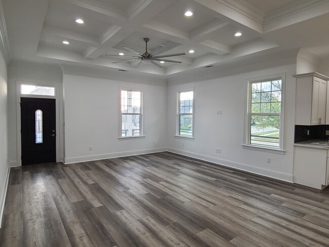 Foto del edificio - 8501 Prince Dr