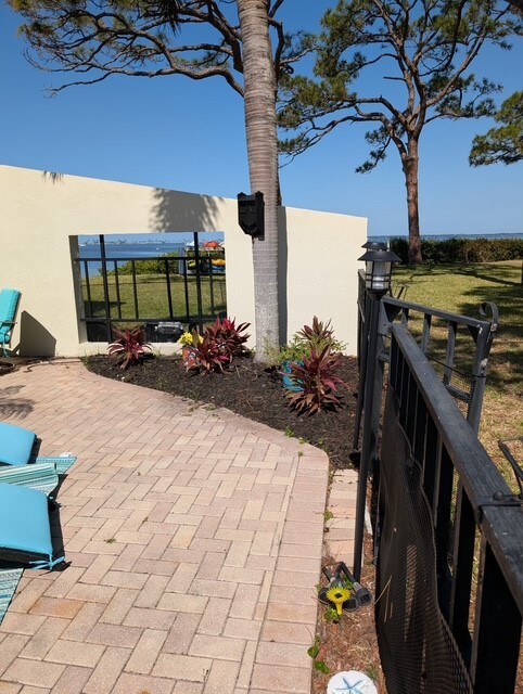 Foto del edificio - 2700 Bayshore Blvd