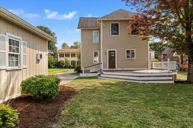 Building Photo - ZELIE House For LEASE