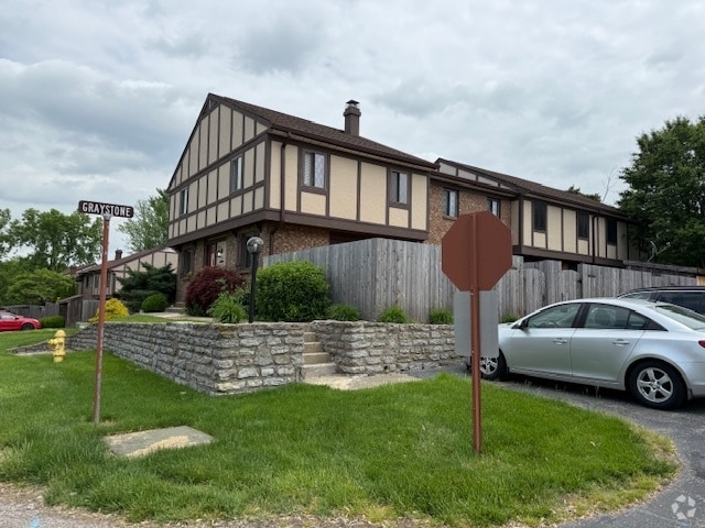 Building Photo - 7468 Graystone Ct