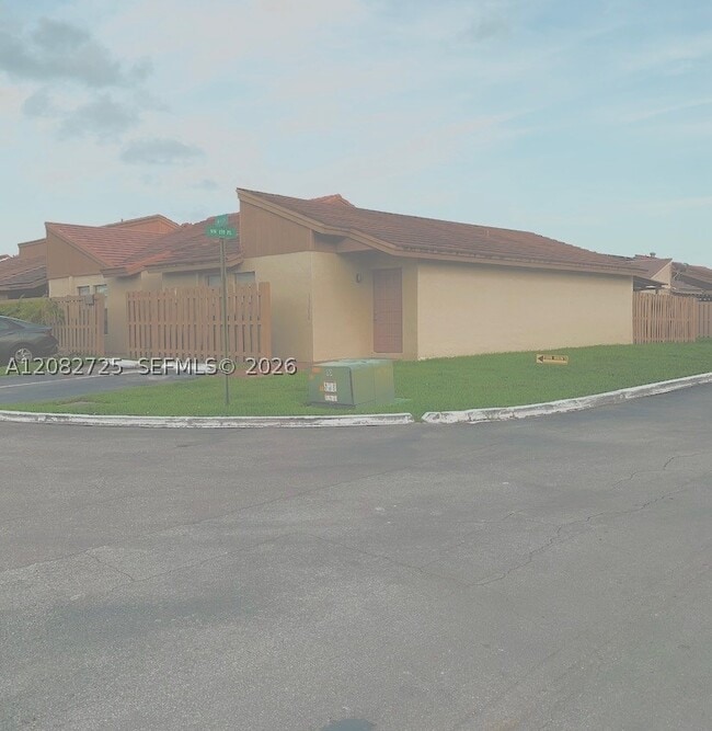 Building Photo - 13566 SW 11th Ln