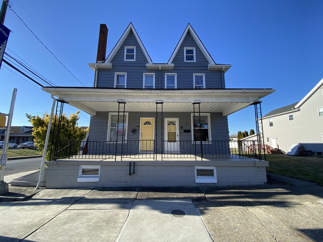 Primary Photo - 295 2nd St