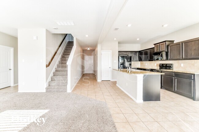 Foto del edificio - 625 Stanmire Lake Trl