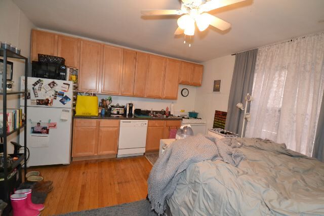 Foto del edificio - 2115 N Dayton St