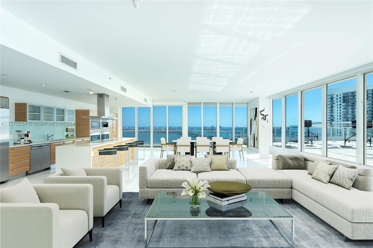 Foto principal - 2020 N Bayshore Dr