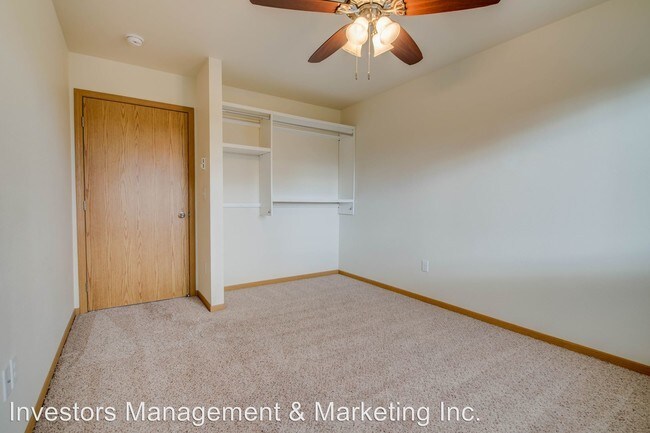 Foto del edificio - 816 10th Ave NW