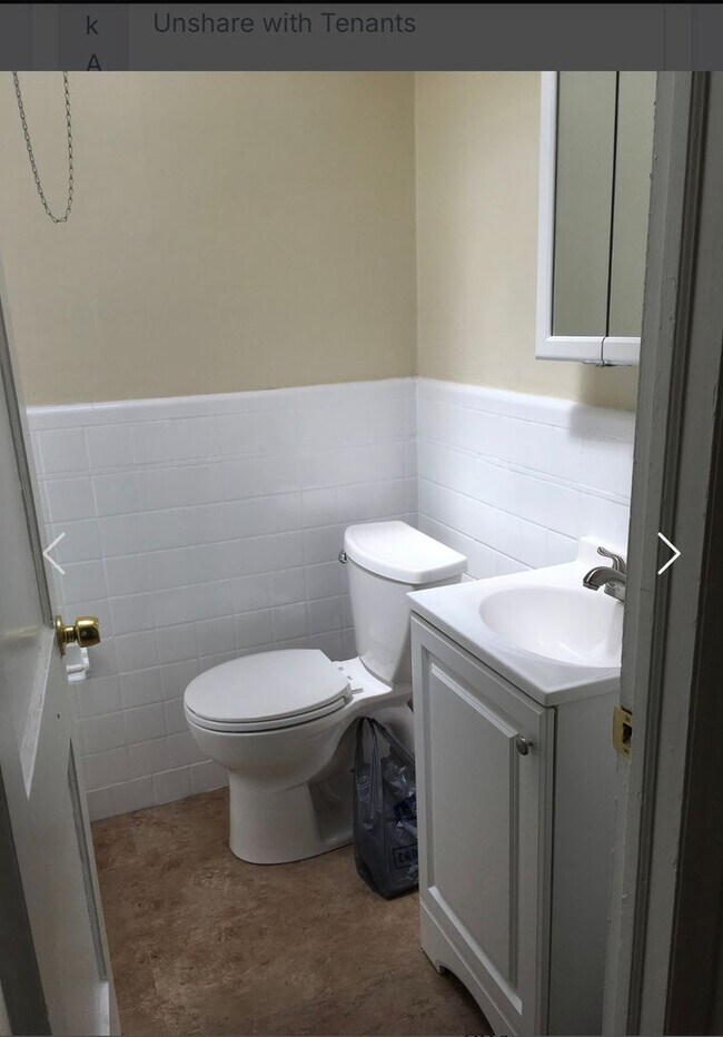 Building Photo - Beautiful 3 Bedroom House for Rent!! (Section 8 accepted)