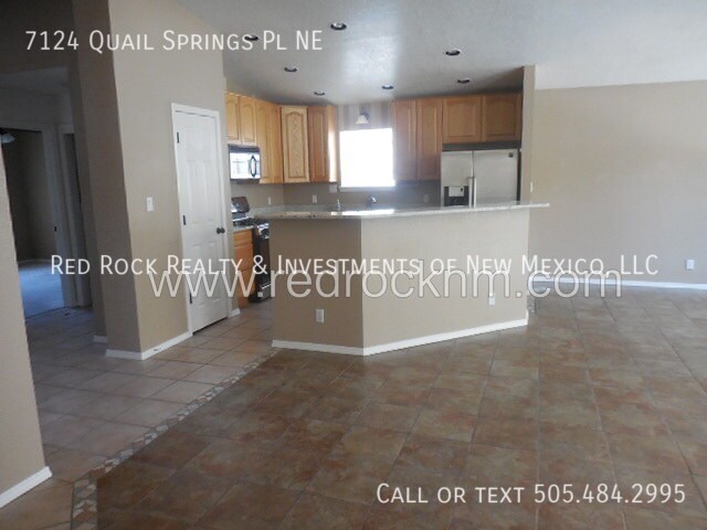 Building Photo - Single Story 3BR/2BTH in La Cueva School D...