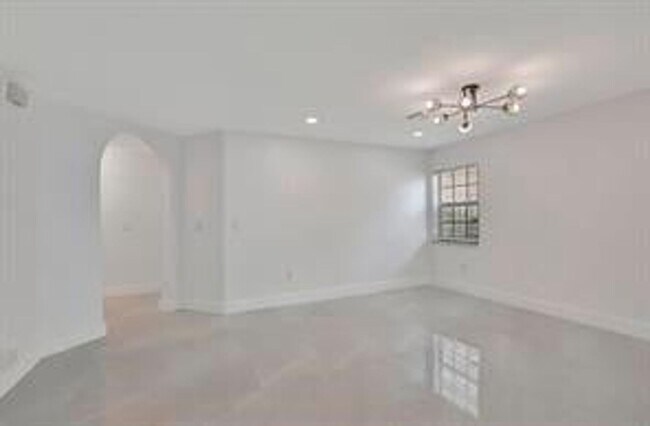 Building Photo - 2410 NW 137th Terrace