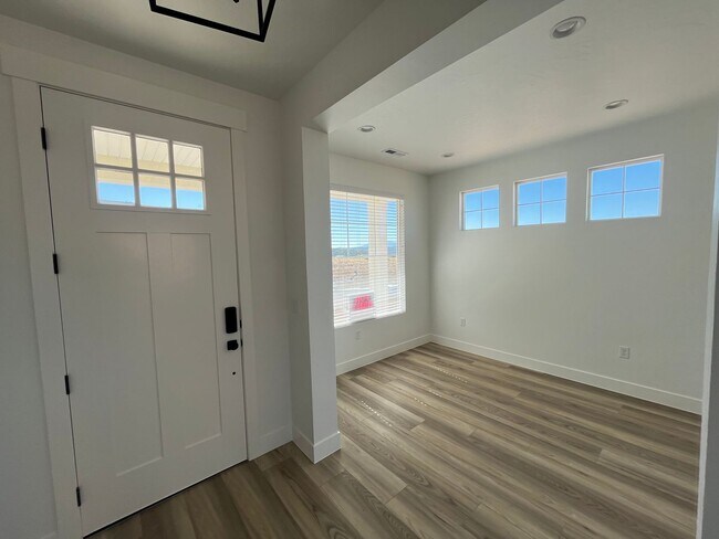 Building Photo - Live Your Dreams Community