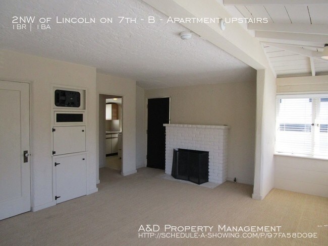 Building Photo - Charming 1 bedroom downtown Carmel-by-the-Sea